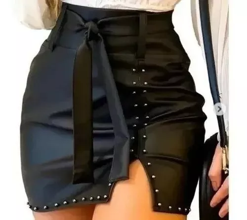 Falda Negra Corta Pegada 📦
