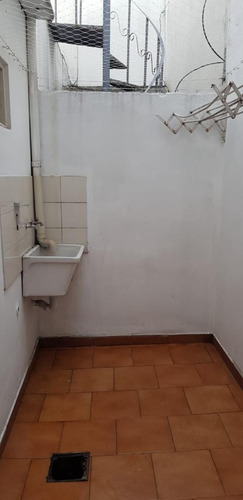 Se Alquila Monoambiente Interno Con Patio Llarraya 2236 Mataderos Caba