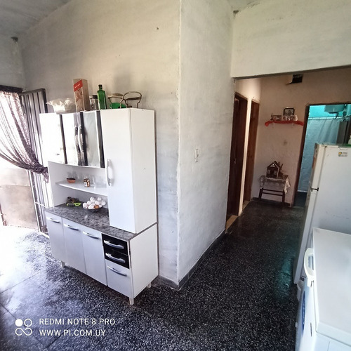 Imagen 3 de 14 de Venta Casa En La Teja De 2 Dormitorios Y Gran Jardín.