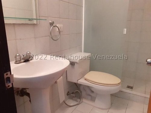 Imagen 21 de 24 de Venta De Hermoso Townhouse En Nueva Casarapa / Ofc 23-435