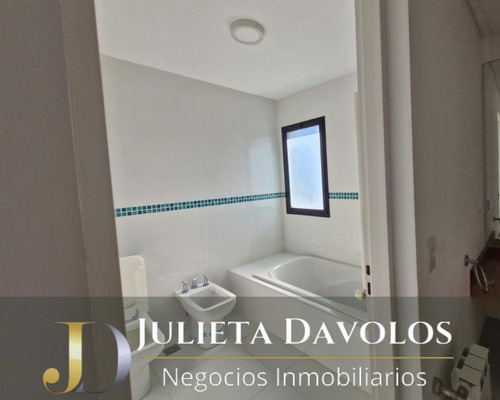 Casa En Venta El Canton Barrio Puerto