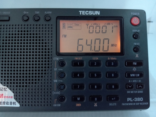 Imagem 3 de 10 de Rádio Receptor Tecsun Pl-380 Am Fm Oc Preto Pl380