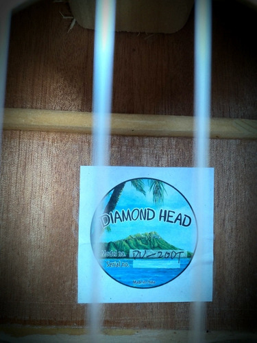 Ukelele Tenor (Usado)