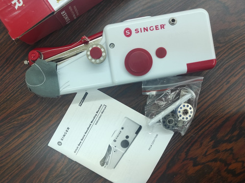 Imagen 2 de 3 de Máquina De Coser Manual Singer