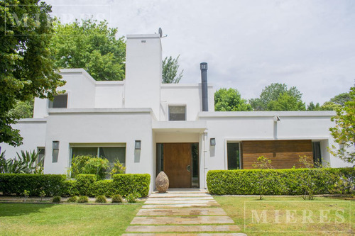 Casa En Venta En Mayling Club De Campo