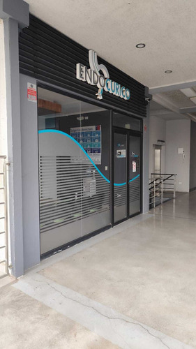 Local Comercial Strip Center, Curicó (90426)