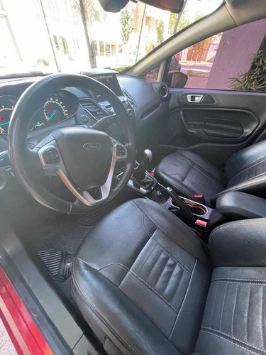 Ford Fiesta Kinetic Design 1.6 Titanium 120cv 2015