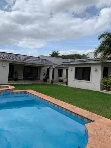 Imagen 3 de 30 de Renta Casa De Un Piso En Mérida !!! Amueblada $11´000,000.00