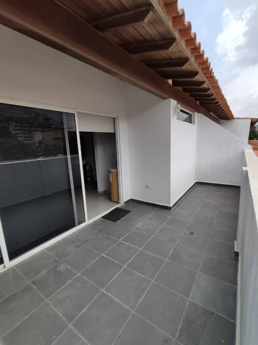 Imagen 8 de 11 de Exclusivo Townhouse Con Acabados De Lujo Res Villas Menhir Jc-lp