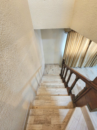Lindisima Casa En Venta, 3 Niveles, Excelente Ubicación Sobre Esquina Valle Mezen, Valle De Aragón 3 Seccion
