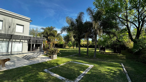 Casa En Barrio Cerrado El Resuello