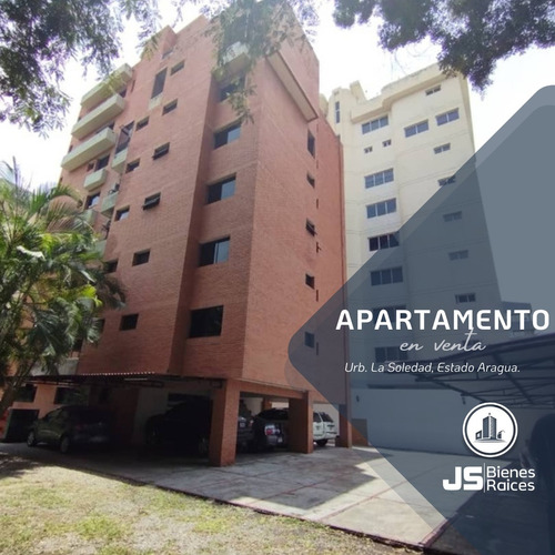 Venta De Amplio Apartamento En Zona Norte Urb La Soledad 14js