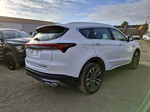 Jetour X70 Plus 1.5 At