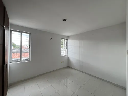 Apartamento En Arriendo En Guaimaral. Cod A30733
