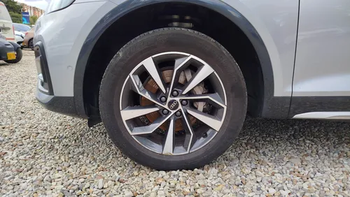 Audi Q5 Advance