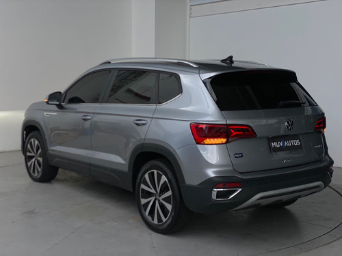 Volkswagen Taos Highline 1.4 250 TSI Flex Aut.