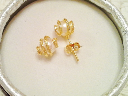 Imagen 6 de 10 de Tuerquita Tapita Mariposa Oro Gold Filled 14k P/ Aro Pasante