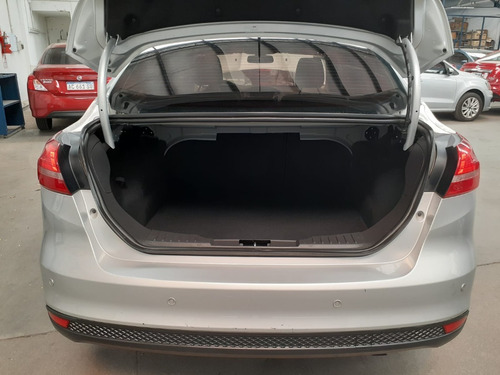 Imagen 13 de 14 de Ford Focus 1.6 S 4p Pb
