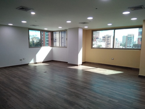 Imagen 6 de 14 de Oficinas En Venta La Arboleda Fm*