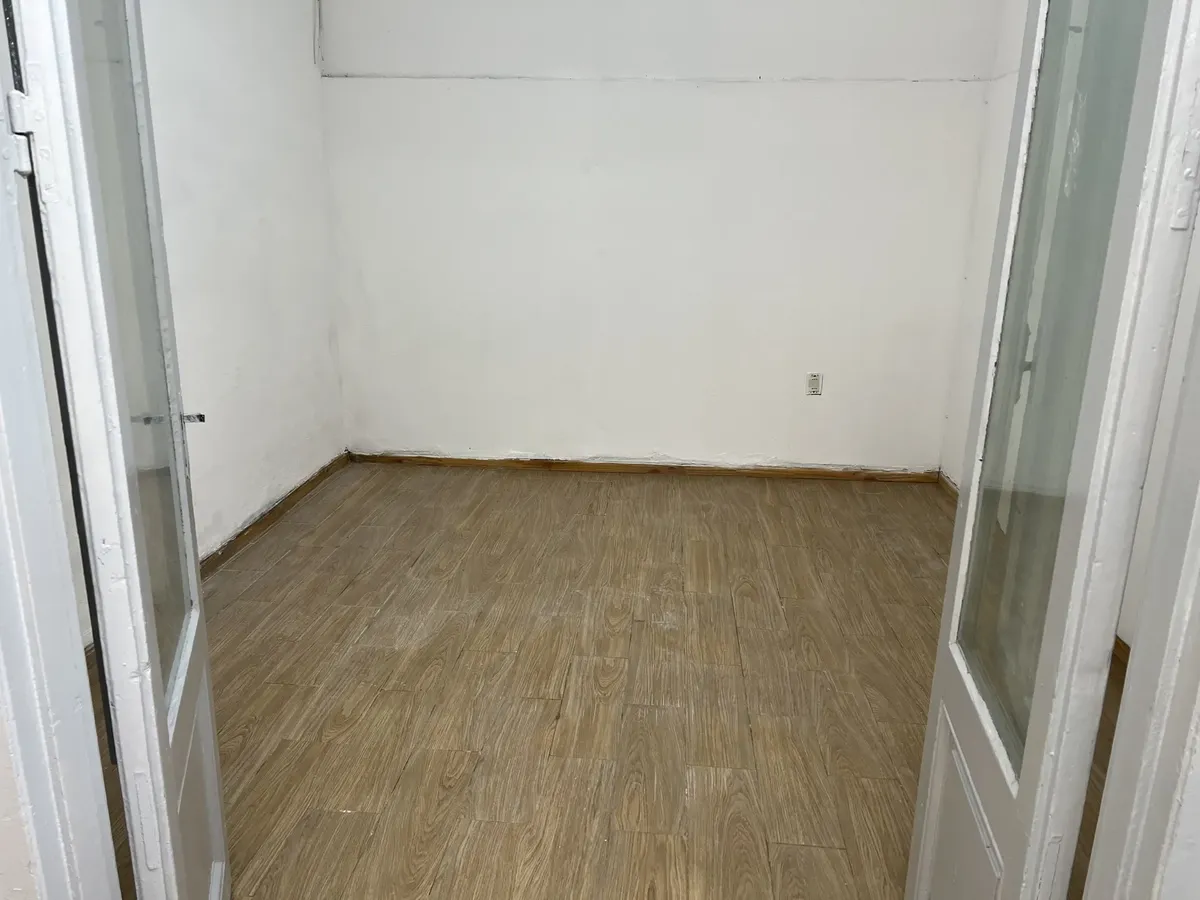 Apartamento De 3 Dormitorios. A Metros De Garibaldi Y De Amezaga. · Foto 5