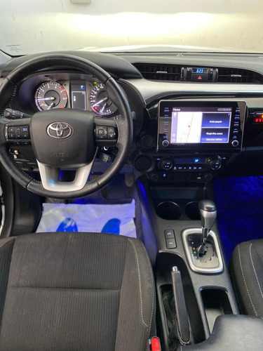 Toyota Hilux 2.8 Cd Srx 177cv 4x2 At