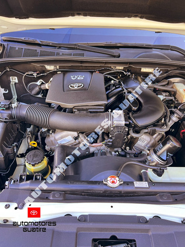 Toyota Fortuner Vx-r+