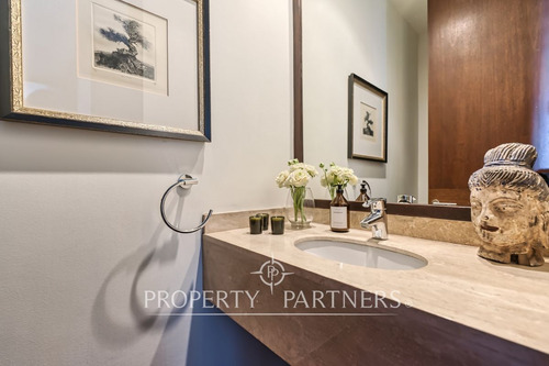 Moderno Penthouse Con Vista Despejada