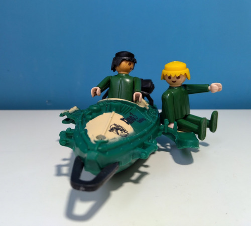 Muñeco Playmobil Con Kayak Verde Dino Valley (Usado)