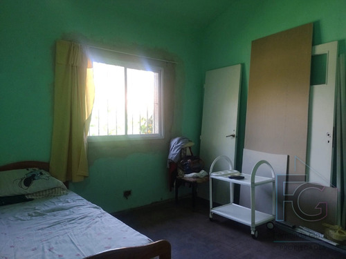 Venta Ezeiza Casa Con 2 Dormitorios Y Parque! Oportunidad!