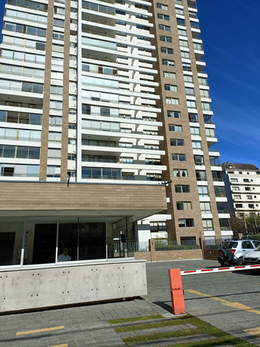 Amoblado/ Año Corrido/ Gc Incluido/ Poniente Viña Del Mar