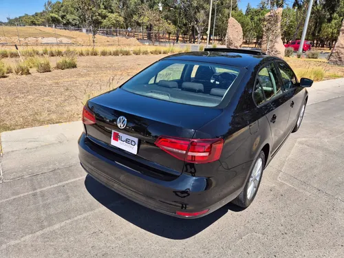 Volkswagen Jetta 2.5 Comfortline Tiptronic At