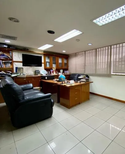 Local En Venta Av Victoria