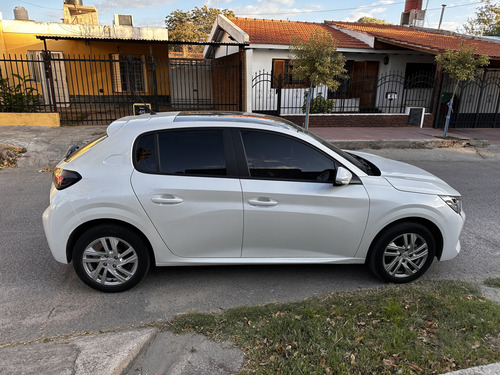 Peugeot 208 1.6 Active
