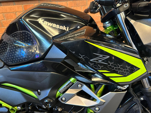 Kawasaki Z400