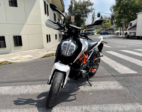 Imagen 1 de 11 de Ktm Duke 390