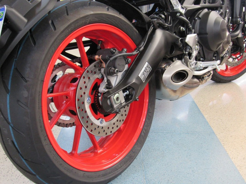Imagem 6 de 15 de Yamaha Mt-09