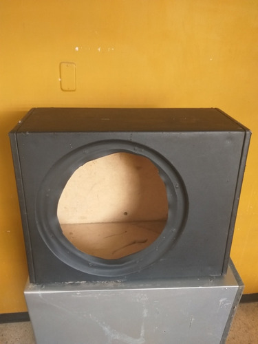 Imagen 3 de 3 de Caja Acústica O Cajón Para Bajo De 15 Pulgadas