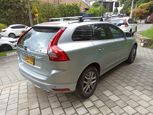 Volvo XC60 2.0 T5 Awd Summum