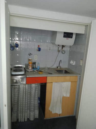 Av De Mayo Luminosa Con Privado, Kitchenette, Baño Privado