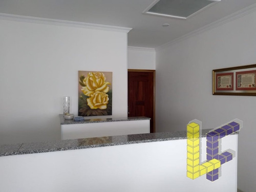 Sobrado. Bairro Santa Paula - 16080