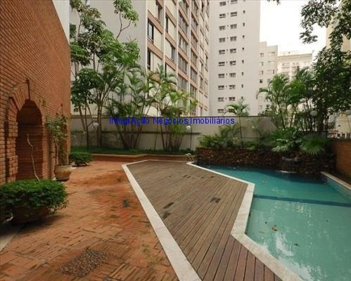 Imagem 3 de 29 de Apartamento 210m², 04 Dormitórios (sendo 02 Suítes), 05 Banheiros E 04 Vagas Na Garagem. Condomínio Com Portaria 24hrs, Piscina, Academia E Salão - 20092505 - 68555825