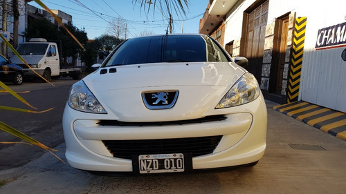 Peugeot 207 2014 Hdi ( Diesel ) 84.000 Km Reales, Excelente