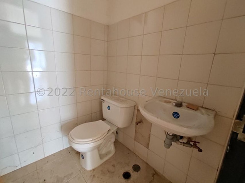 Imagen 8 de 12 de Local En Venta En Zona Industrial San Crispin Aragua 22-27130 Irrr