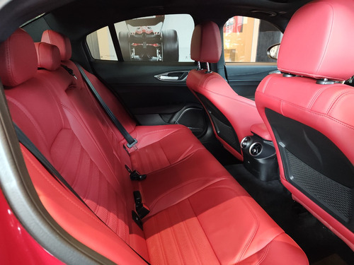 Alfa Romeo Giulia 2.0 280cv Veloce