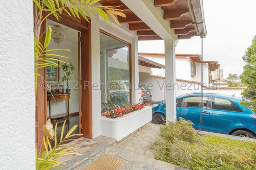 Exclusiva Casa En Venta Ubicada En Los Naranjos Del Cafetal 25-17320