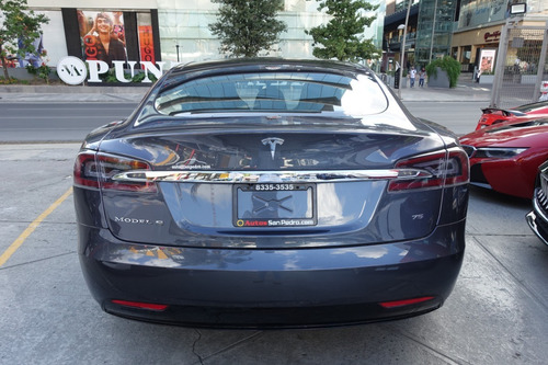 Imagen 4 de 13 de Tesla Model S 75 2017