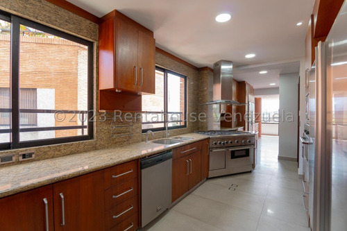 Vendo Apartamento Penthouse Varios Niveles Altamira Yf