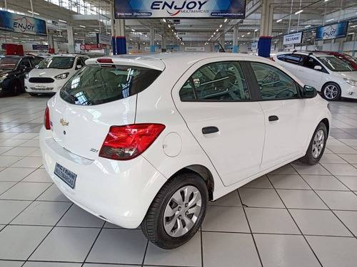 Imagem 4 de 10 de Chevrolet Onix 1.0 Mpfi Joy 8v Flex 4p Manual
