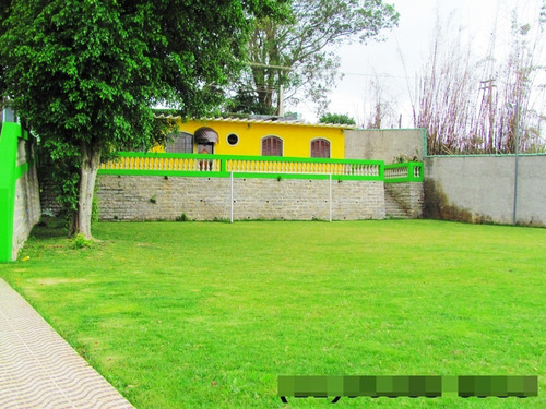 Venda - Chácara Cantinho Verde.