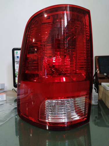 Faro  Dodge Ram 1500  Luz Trasera Izquierdo